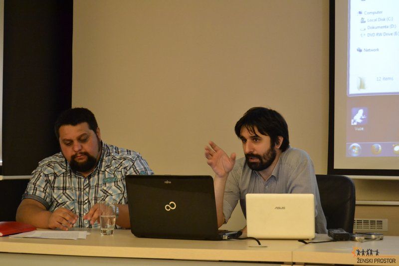 govornici, igor mitic i milovan pisarri, istoricari